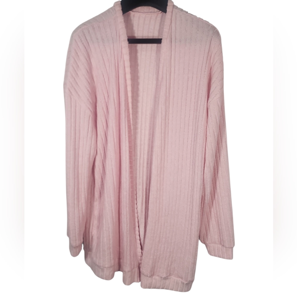 Light Pink Ribbed Cardigan And Shorts Set. M/L - Picture 2 of 10